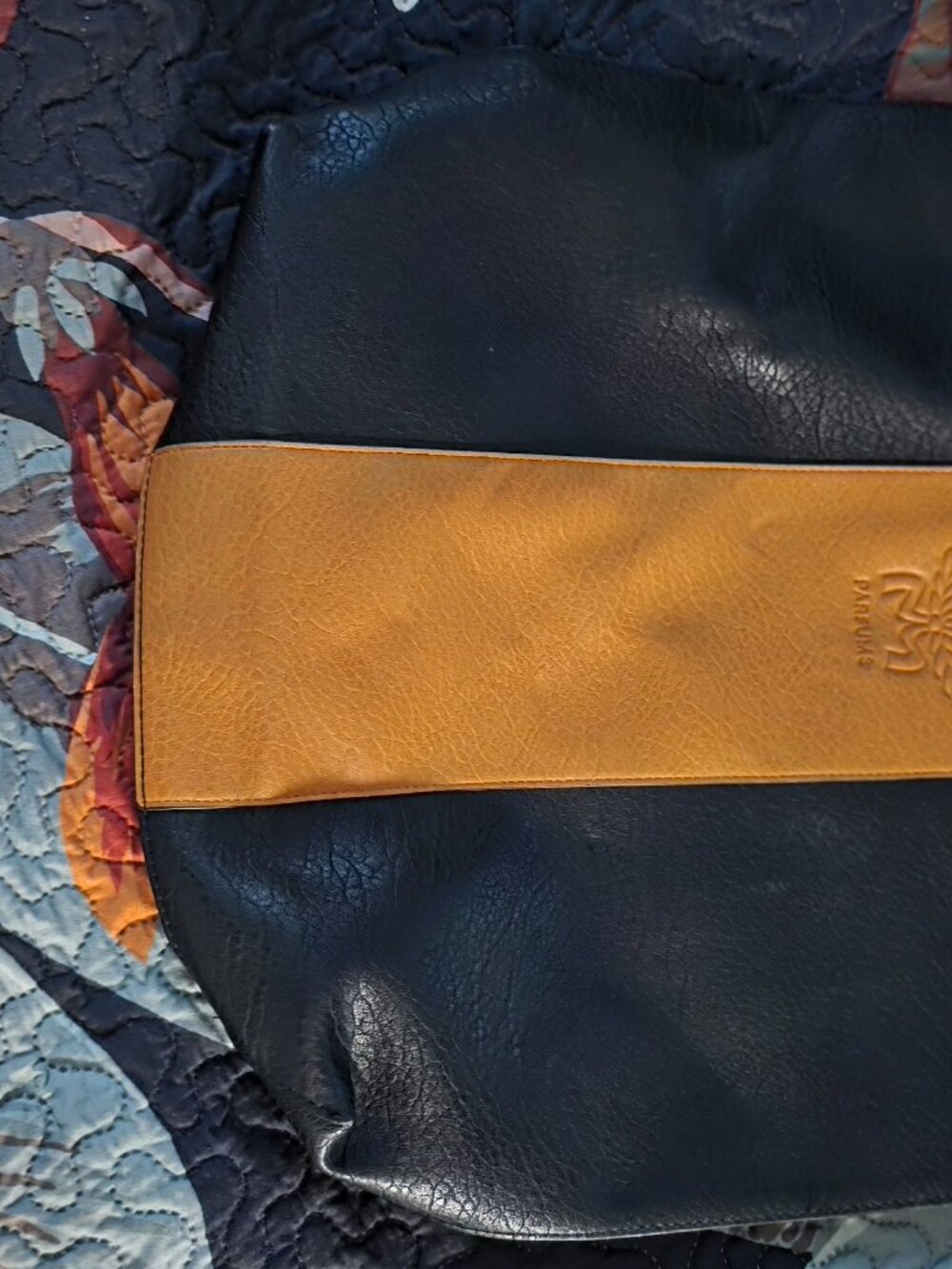MCM Parfums COLORBLOCKED TOTE - Picture 2 of 4